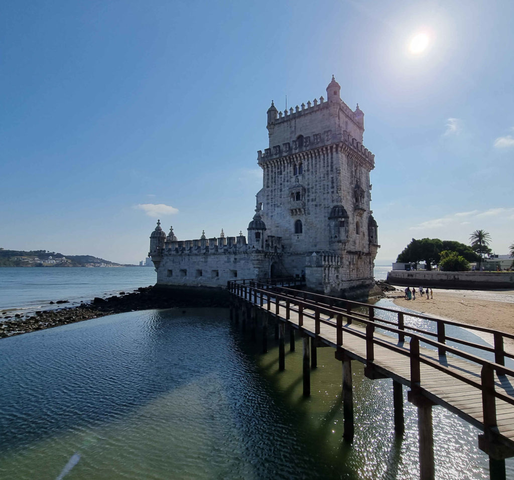 La Tour de Belém protège l'entrée de la ville de Lisbonne